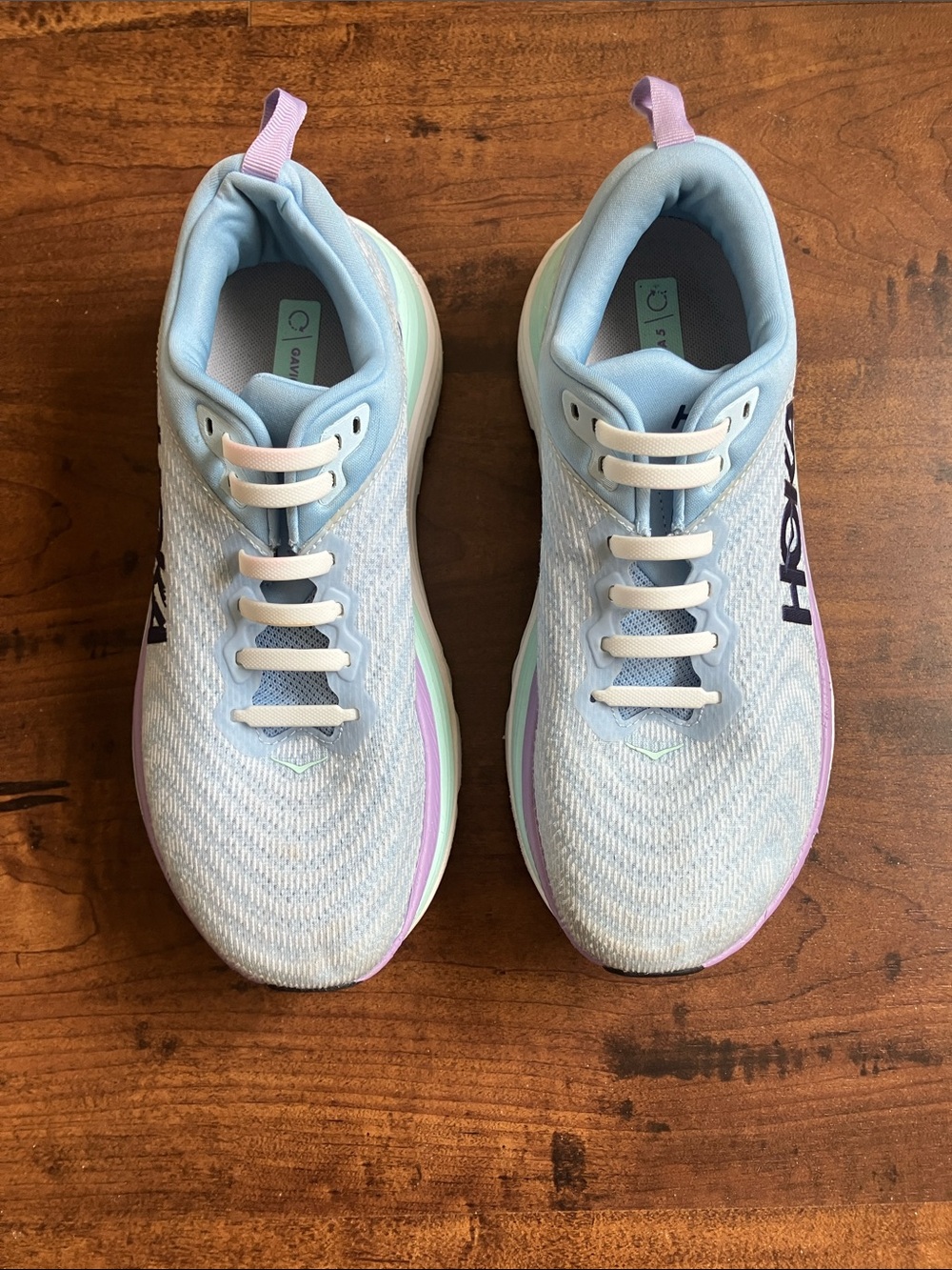Hoka One One Gaviota 5 women’s running sneakers size 9 B